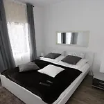 Gemuetliche In Mit Garten By Interhome Apartment
