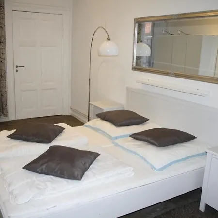 Gemuetliche In Mit Garten By Interhome شقة فيرنغروده